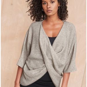 Lovely Garnet Hill recycled 100% cashmere twist front sweater S
